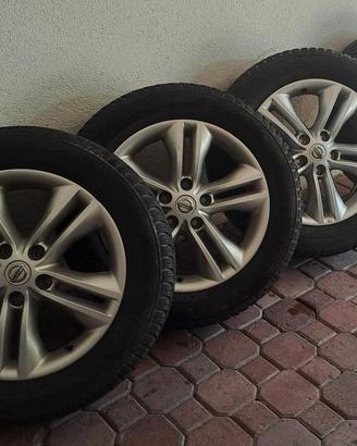 CERCHI IN LEGA ORIGINALI NISSAN E GOMME INVERNALI