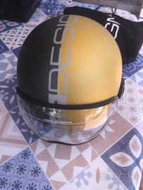Casco Momo Design