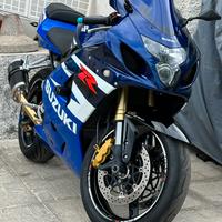 Suzuki GSX R 600 K4
