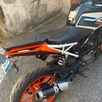 125 Duke KTM