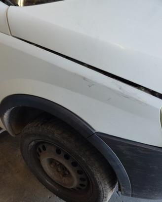 Parafango destro OPEL COMBO del 2007
