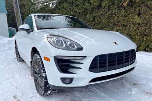 Porsche Macan S