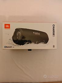 JBL Charge 5