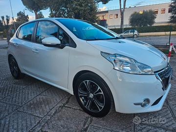 Peugeot 208 1.4 HDi 68 CV 5 porte Active