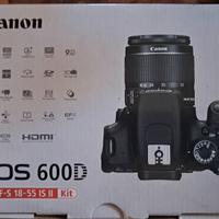 CANON EOS 600D + obb 18-55