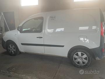Renault Kangoo trasporto carne isotermic