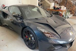 LOTUS EMIRA SOLO 400 KM