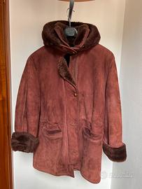 Montone donna modello parka bordeaux