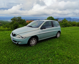 Lancia y LS 2001