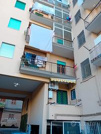 Appartamento 4 vani, libero, posto auto