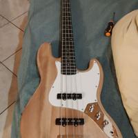 Basso elettrico thomann