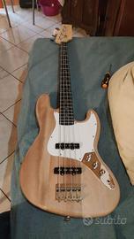 Basso elettrico thomann