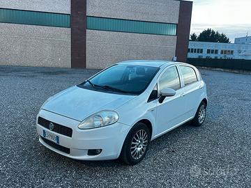Fiat grande punto 1.3mtj adatta neopatentati