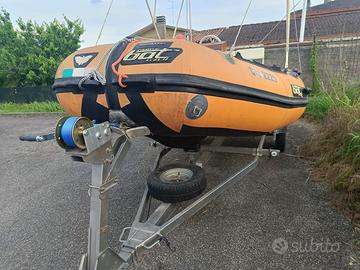 Gommone imbarcazione