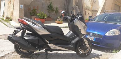 YAMAHA X MAX 400