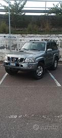 Nissan Patrol gr y61 