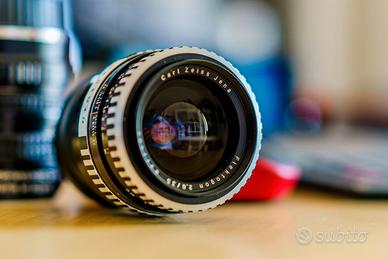 Carl Zeiss Jena Flektogon 35 mm f/2.8, attacco M42