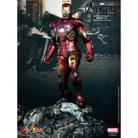 Iron Man Mark VII Battle Damaged Version -Hot Toys