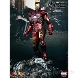 Iron Man Mark VII Battle Damaged Version -Hot Toys