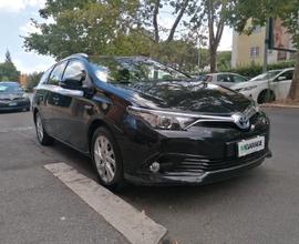 Toyota Auris Touring Sports 1.8 Hybrid Business