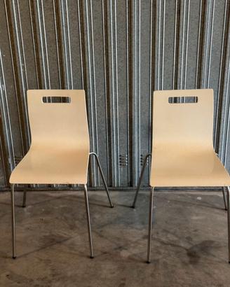 Coppia di sedie moderne in legno curvato e metallo