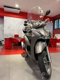 HONDA SH 350 DEL 06/2021 CON 30.000KM
