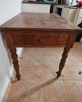 Tavolo a libro in legno di noce