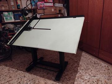 Zucor ZX8 Tavolo da disegno con tecnigrafo 