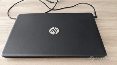 HP Pavilion 15" i7-7500U 8GB 2TB HDD FullHD