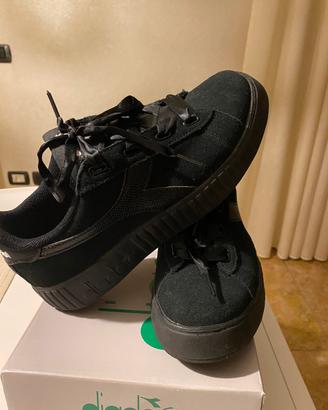 Diadora Nere 38