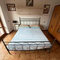 Letto matrimoniale in fetto battuto