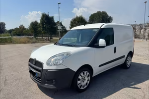 Fiat Doblo Doblò 1.4 T-Jet Natural Power PC-TN Car
