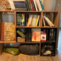 Scaffale per libri/oggetti
