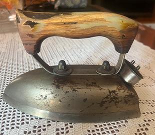 Ferro da stiro originale sartoriale anni ‘50