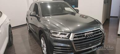 AUDI Q5 40 TDI S-LINE QUATTRO 