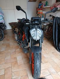 Ktm duke 125