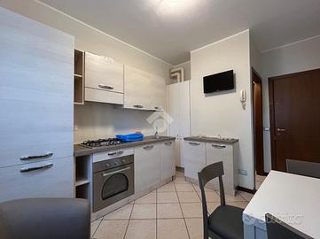 CASA SEMINDIPENDENTE A LOVERE