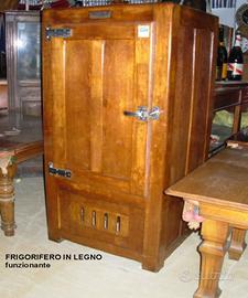 Frigorifero in legno Vitage
