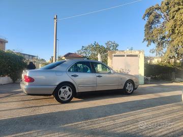 Mercedes E 250D