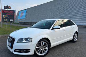 Audi A3 SPB 2.0TDi S tronic Attraction