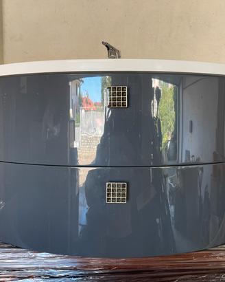 Mobile bagno curvo monoblocco sospeso