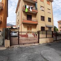 App.to Loano Via Rossini 500 mt mare 2 posti auto