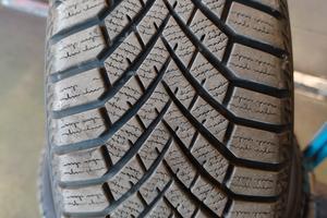 Pneumatici YOKOHAMA 195/55 R16 – invernali 
