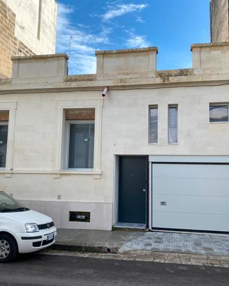 Lecce vicino Porta Rudiae indipendente con giardin