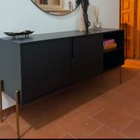 Credenza nera con ante Jesper