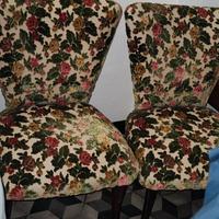 2 poltrone vintage.  Una lampada. Un acquario 