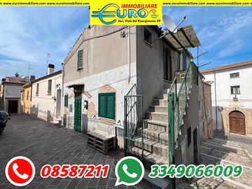 Casa indipendente nel cuore di Atri