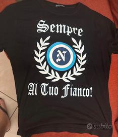 T-shirt Nera “Sempre al tuo fianco”  Napoli