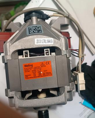 motore per lavatrice indesit HXGM1L.51L welling
