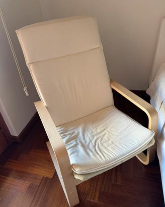 Poltrona Ikea Poäng beige chiaro